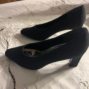 Women’s shoes
